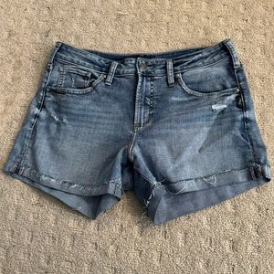 Silver jeans co. Boyfriend Shorts medium indigo cuffed mid rise denim